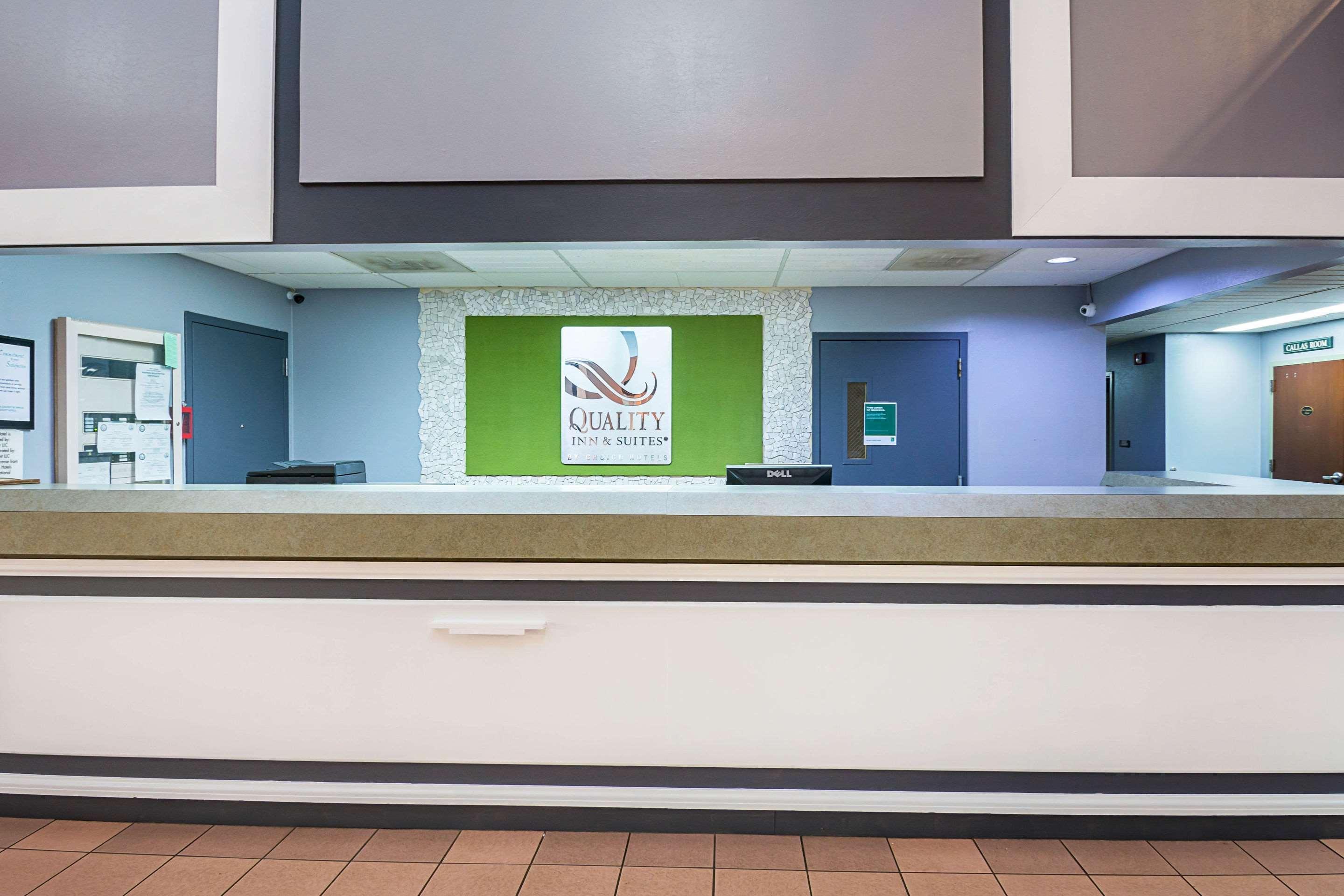 Quality Inn & Suites Kearneysville - Martinsburg Eksteriør billede